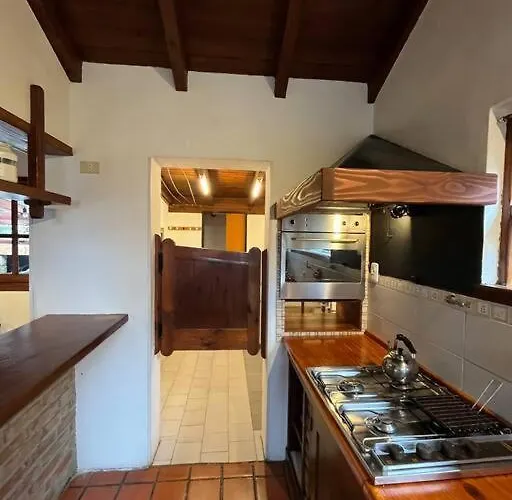 Hermosa Y Residencial Casa En Km 5 Pioneros